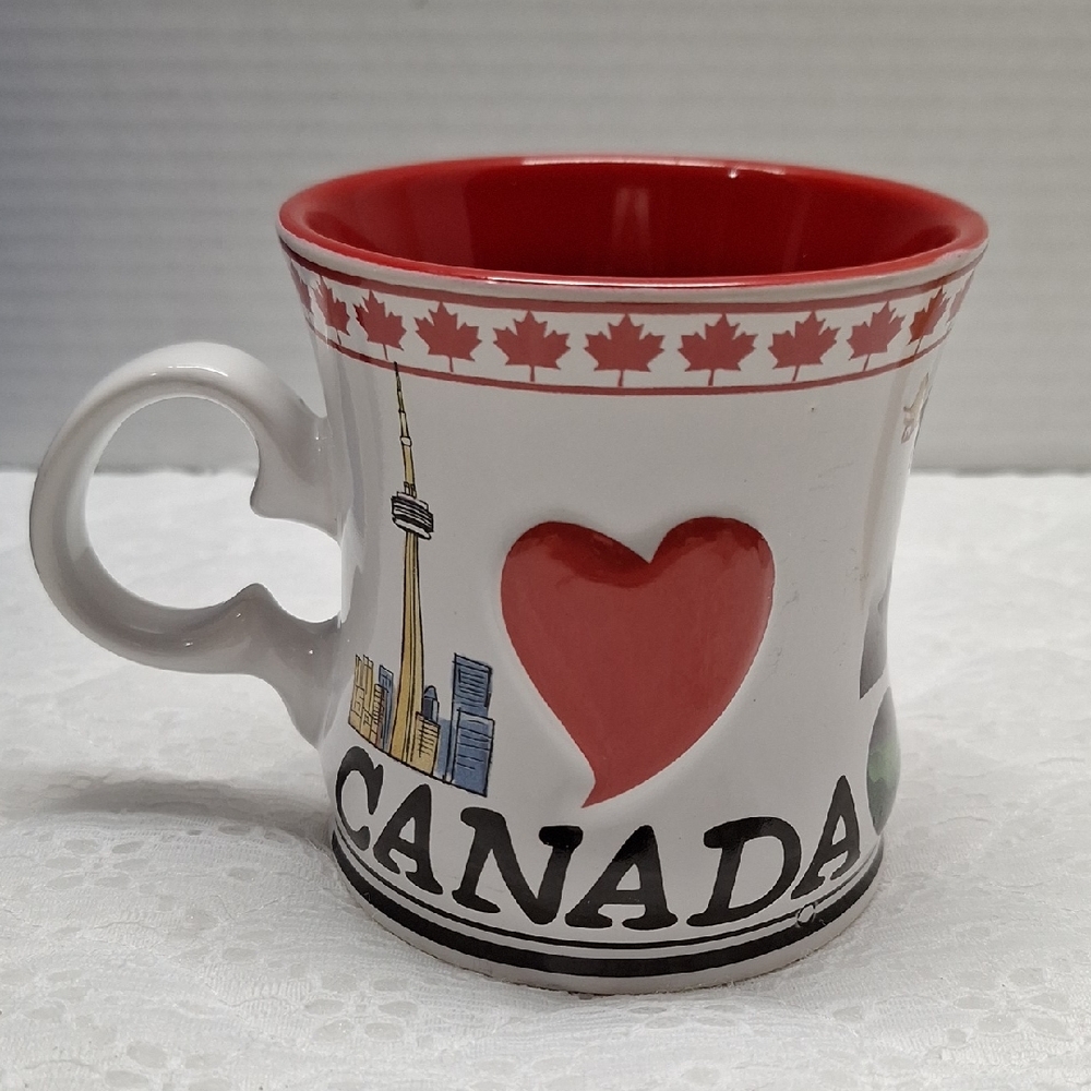 🛍2/$15🛍 #ABC Canada Souvenir Mug - Red and White